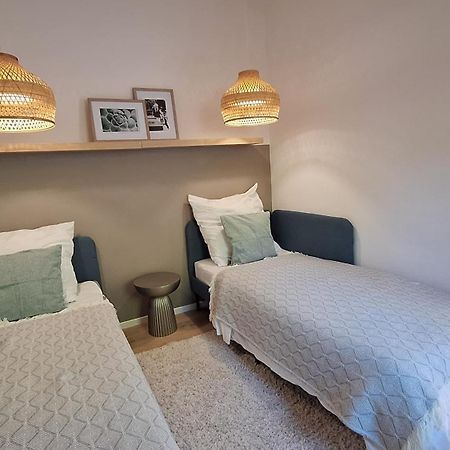 Ferienwohnung Mit 180° Meerblick Dobreć Exterior foto