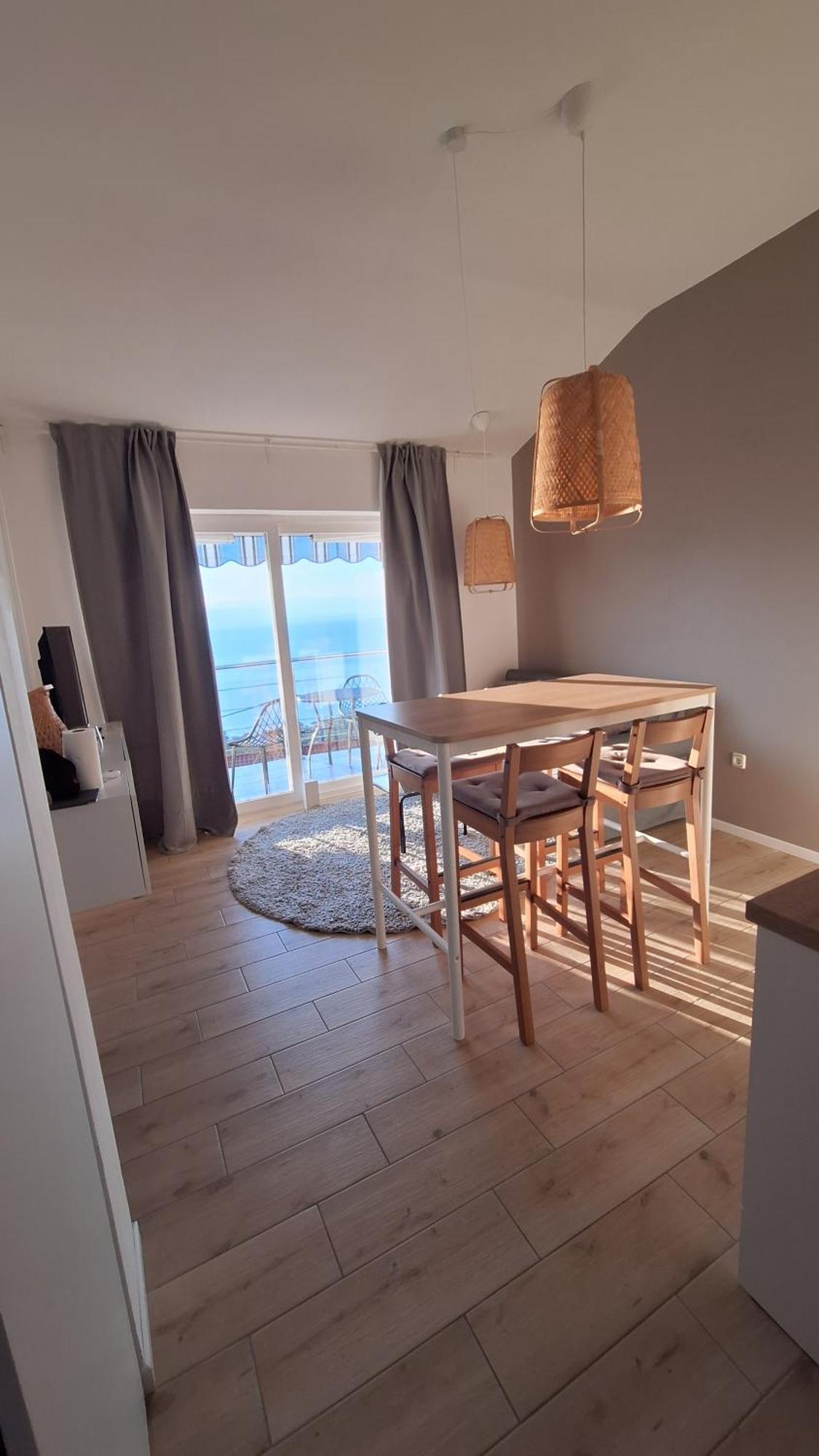 Ferienwohnung Mit 180° Meerblick Dobreć Exterior foto